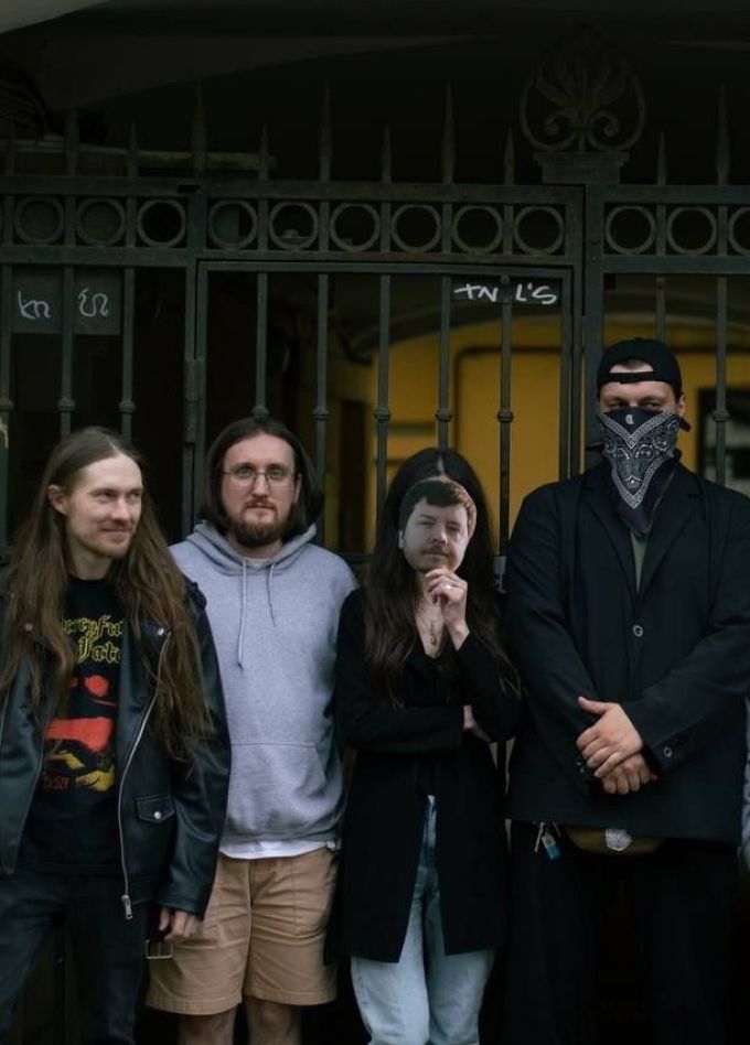 Црвених Цветова x Ходьба