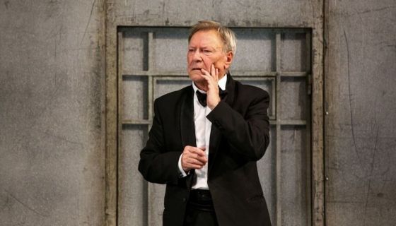 Спектакль «Вредные привычки»