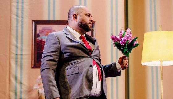 Спектакль «Ни дать, ни зять»