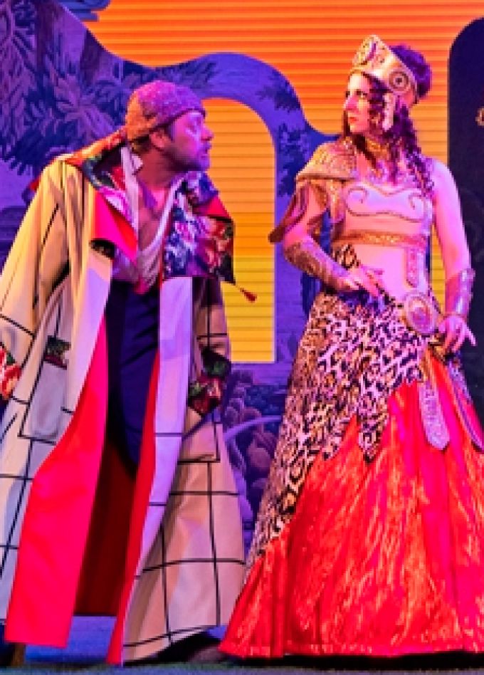 Любовь — книга золотая