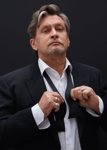 Александр Домогаров. Вертинский, Энгельс