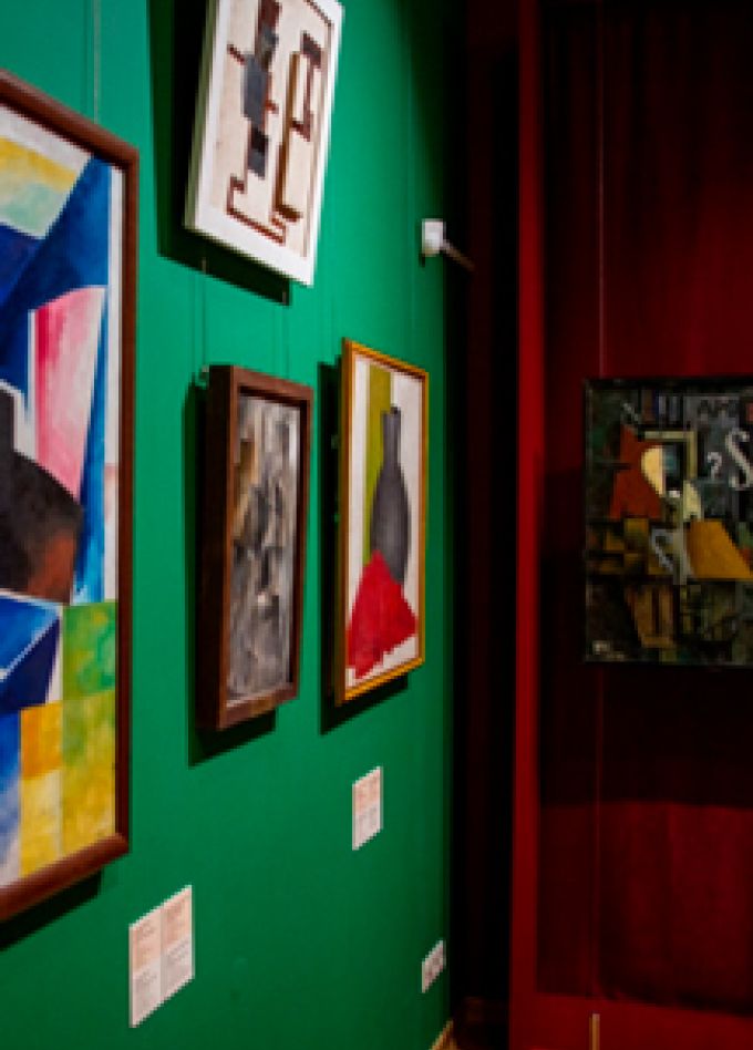 Прогулки по галерее