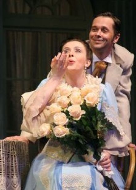 Спектакль «Бешеные деньги»