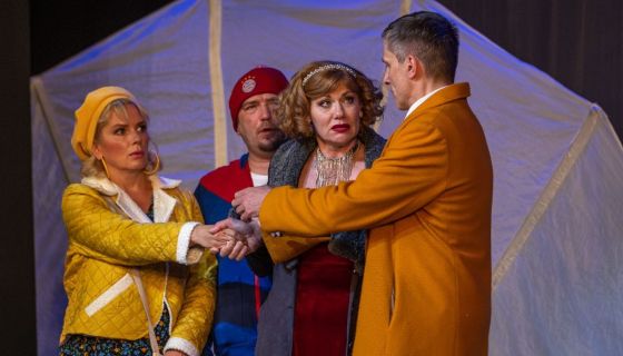 Спектакль «Когда ангелы шутят»