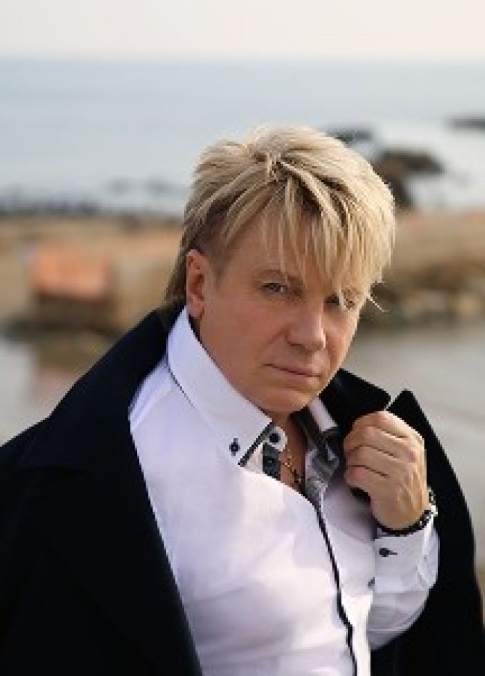 Виктор Салтыков, Энгельс